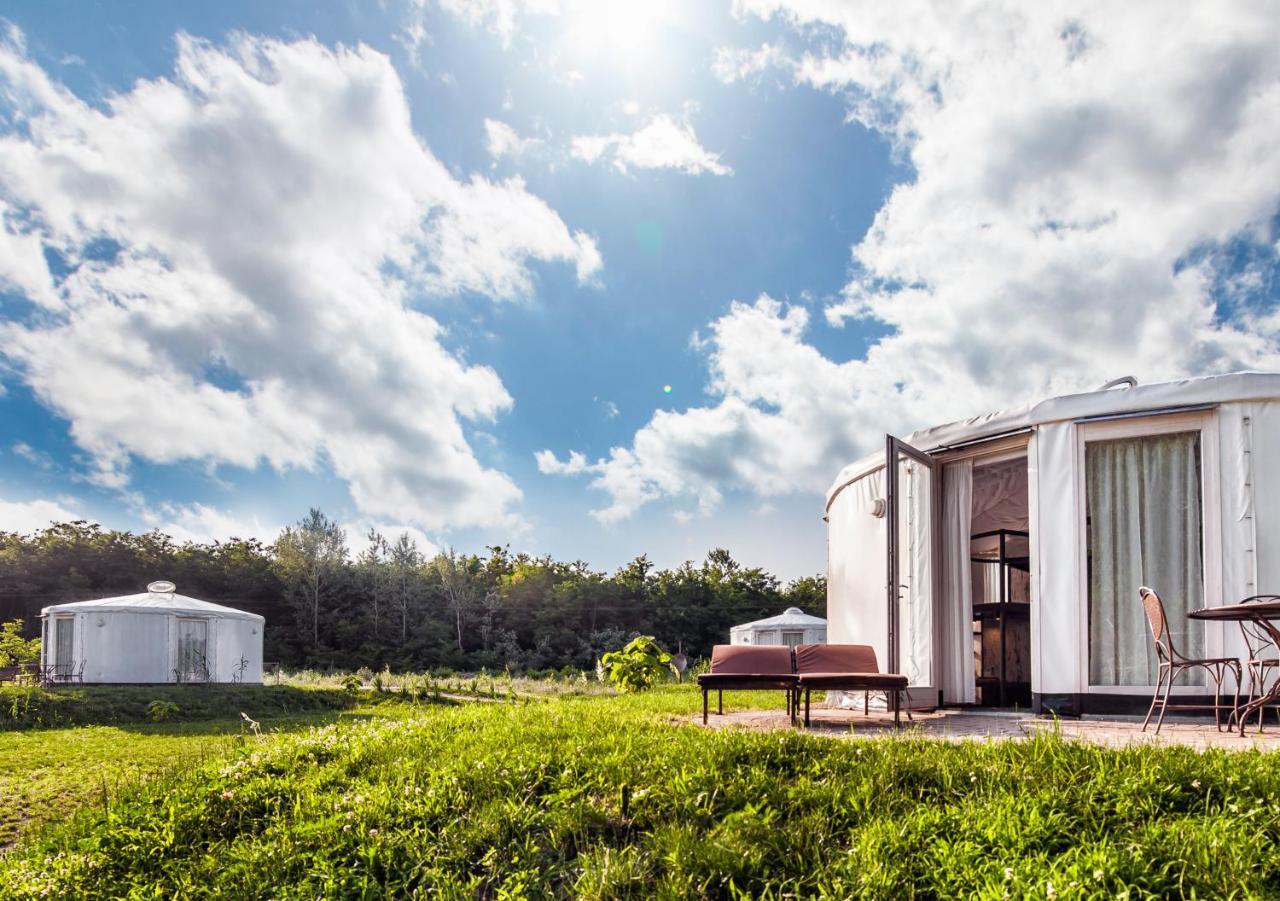 Homoki Lodge Bed & Beyond Glamping (Adults Only) Ruzsa Экстерьер фото