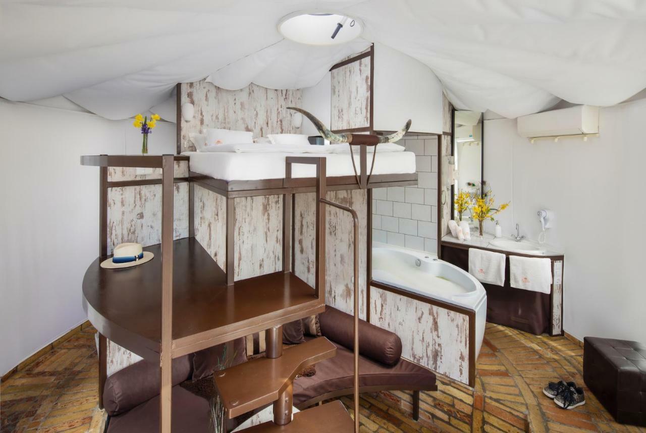 Homoki Lodge Bed & Beyond Glamping (Adults Only) Ruzsa Экстерьер фото