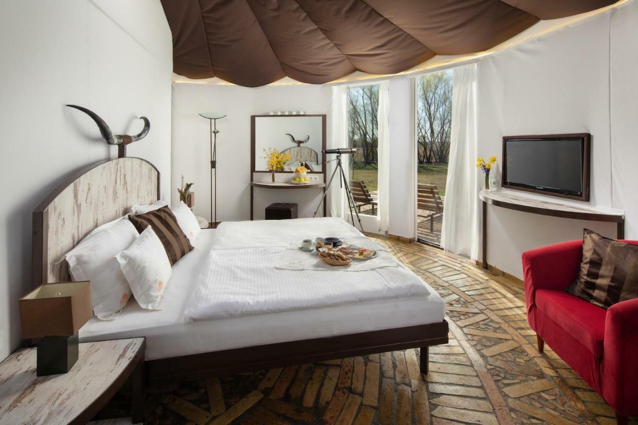 Homoki Lodge Bed & Beyond Glamping (Adults Only) Ruzsa Экстерьер фото